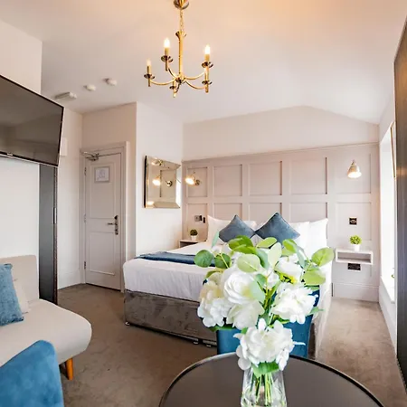 Apartament Superb Marina Dublin