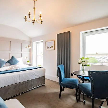 Lägenhet Superb Marina Studio- Sleeps 3