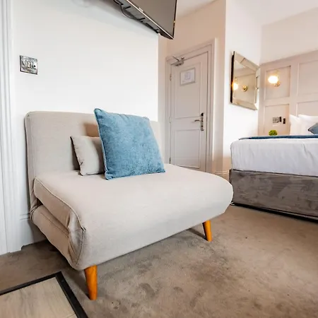 Superb Marina Studio- Sleeps 3 * ダブリン